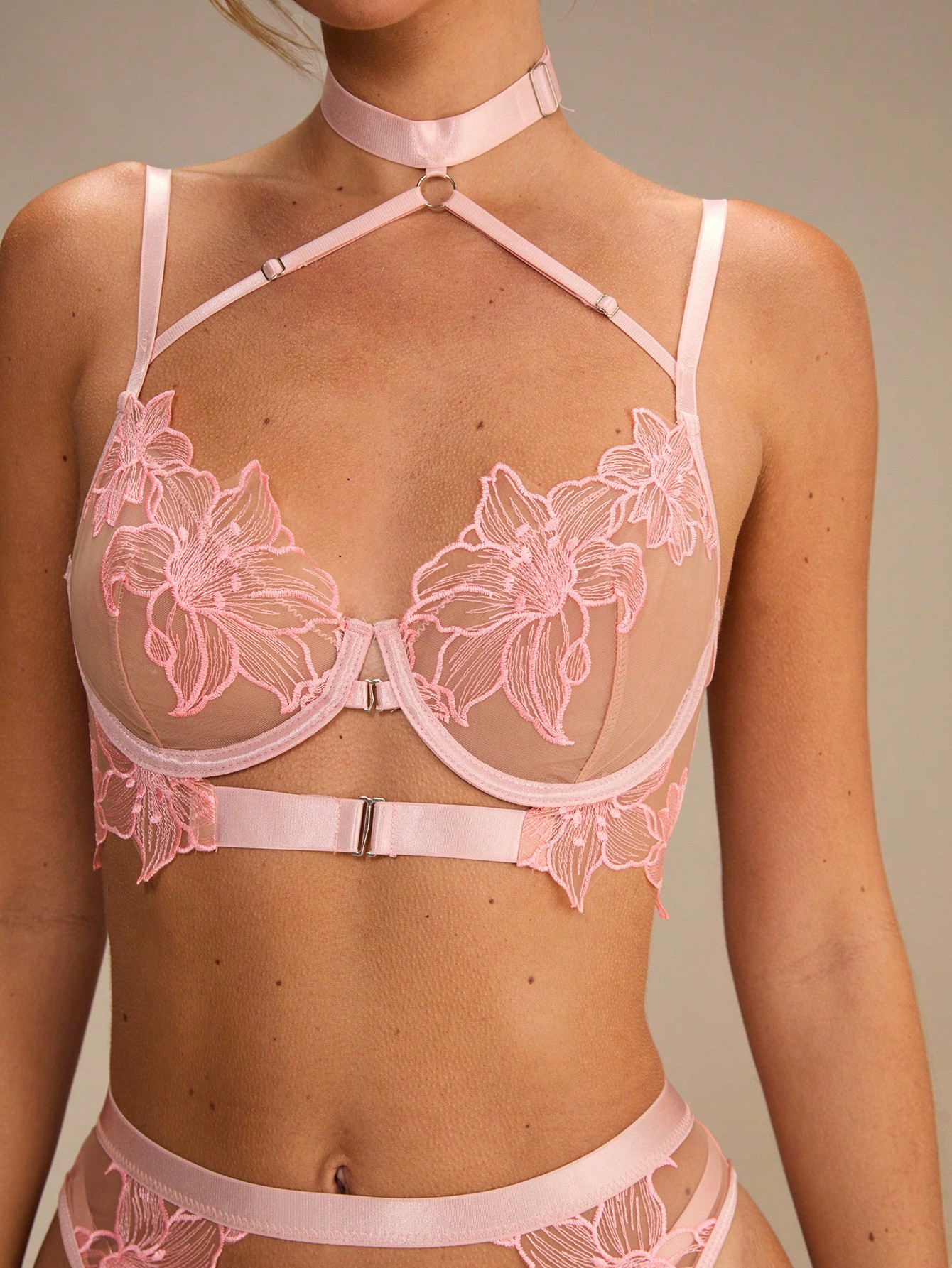 Pink Floral Lace Sheer Front-O - Sheer Bra Lace 评论和价格